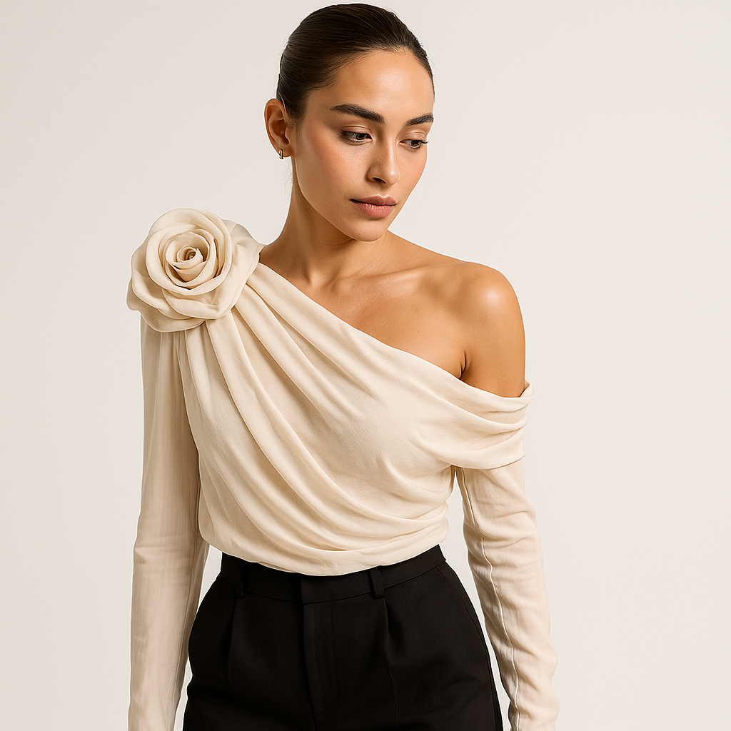 Blouse asymétrique beige | Détails floraux 3D