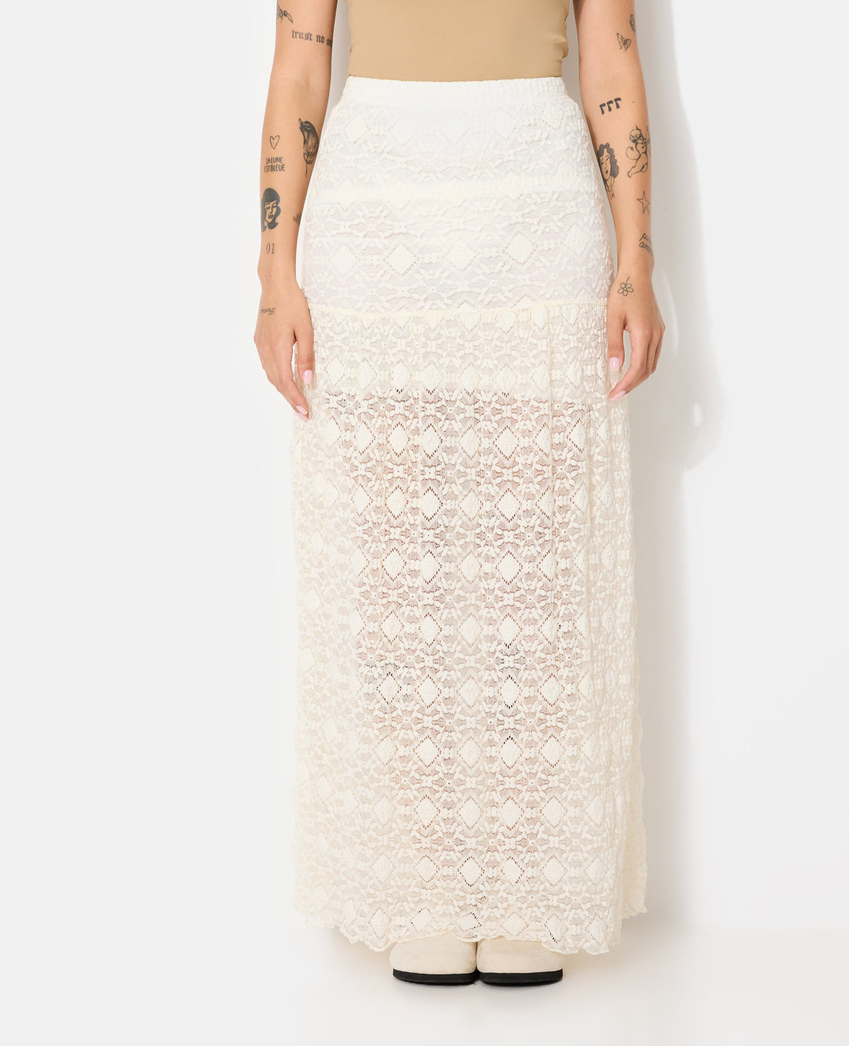 Jupe Maxi en Dentelle | Superposition Transparente et Silhouette Droite