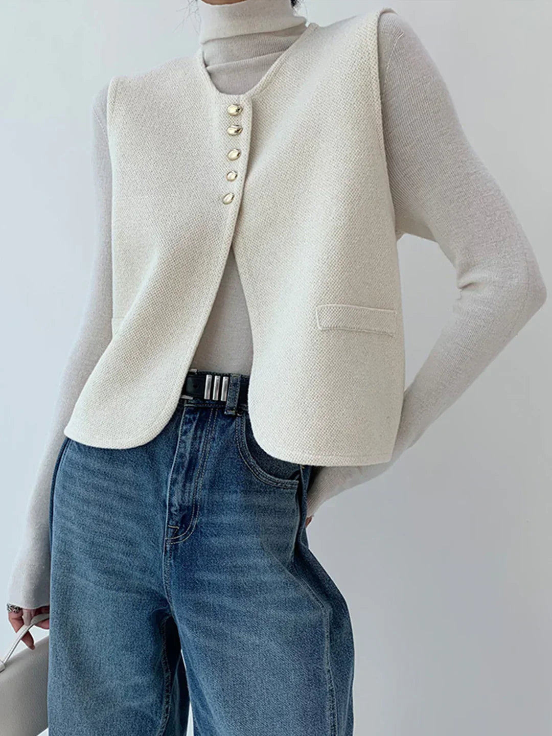 Gilet Tricot Métier | Détail Bouton Or | Coupe Regular