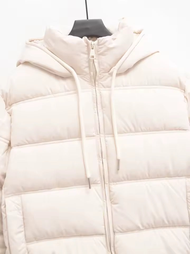 Veste Courte Matelassée | Design avec Capuche | Légère pour l'Hiver