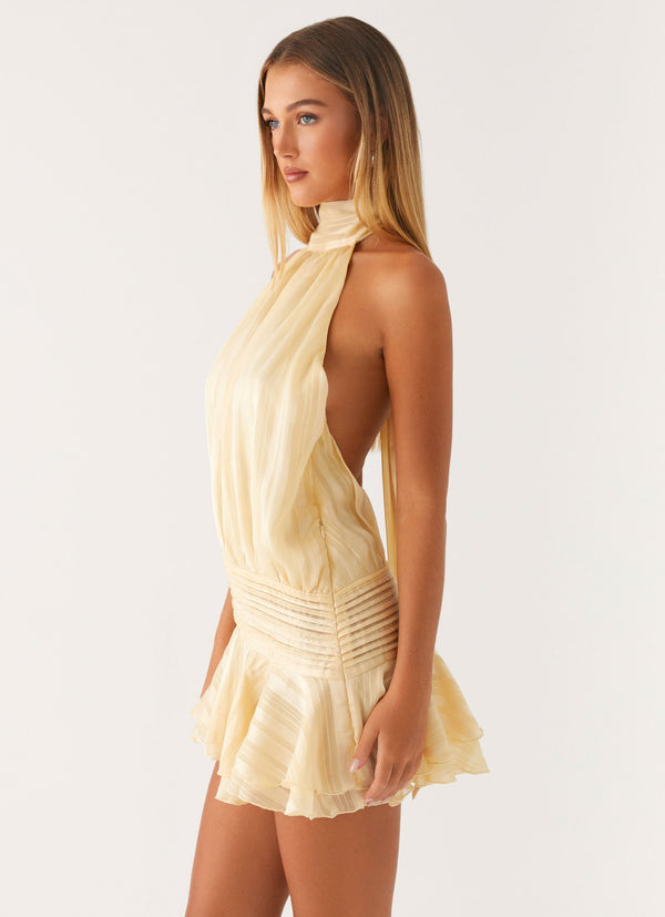 Robe Mini Col Halter | Chiffon Plissé | Volant | Dos Nu