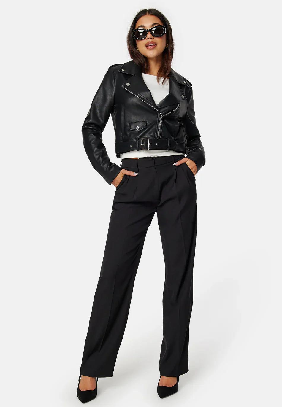 Veste cropped en cuir synthétique | Design ceinturé