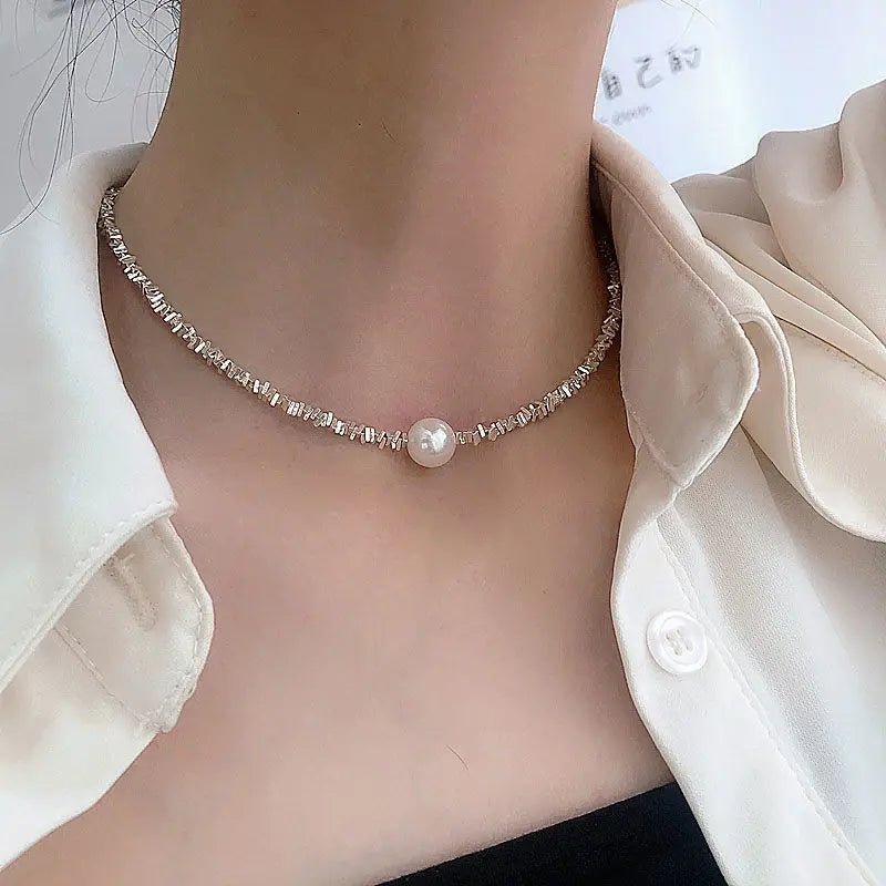 Collier Choker en Perle | Détails en Cristal