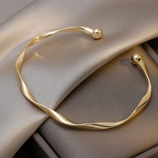 Bracelet ouvert torsadé | Bracelet minimaliste en or | Ajustable