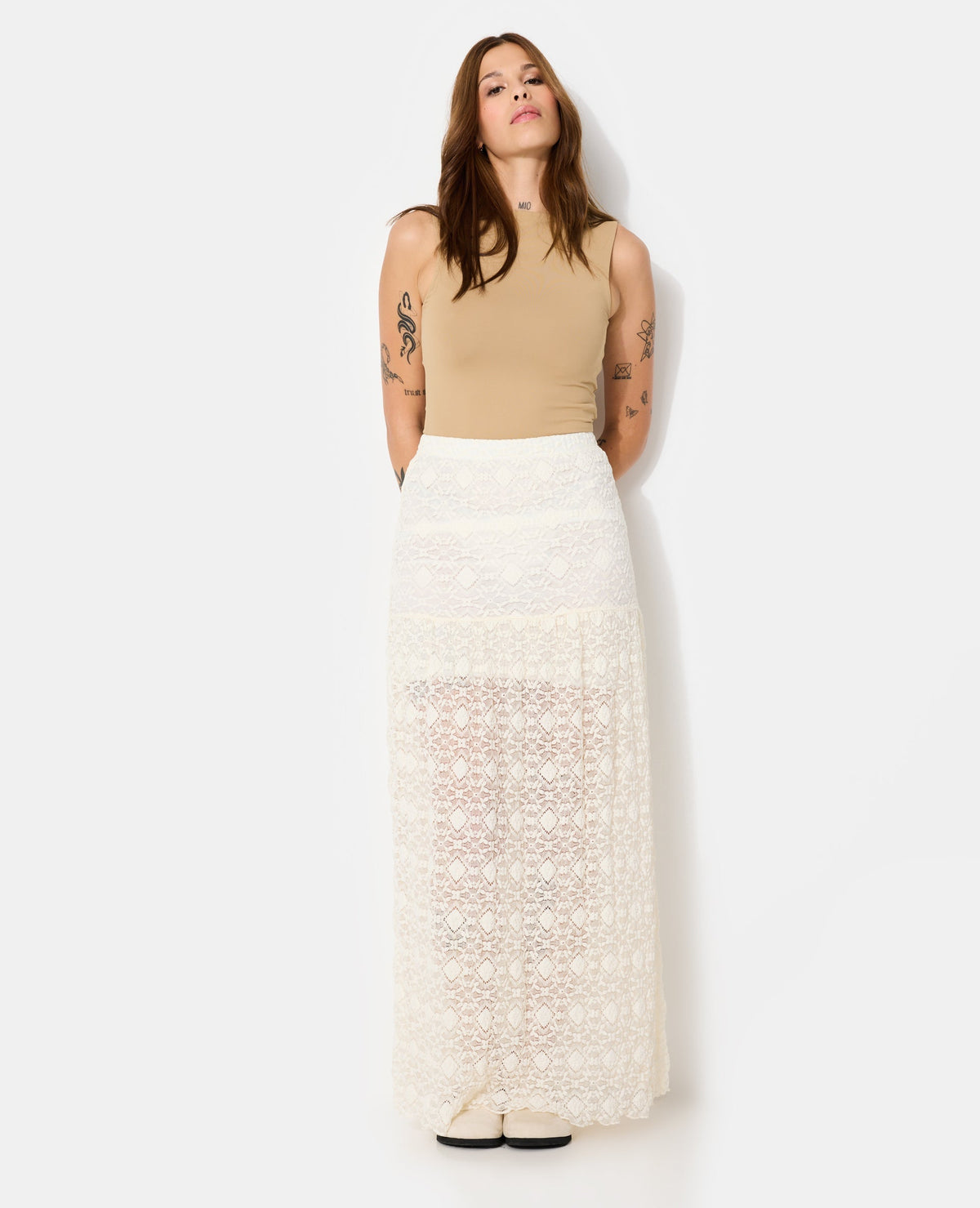 Jupe Maxi en Dentelle | Superposition Transparente et Silhouette Droite