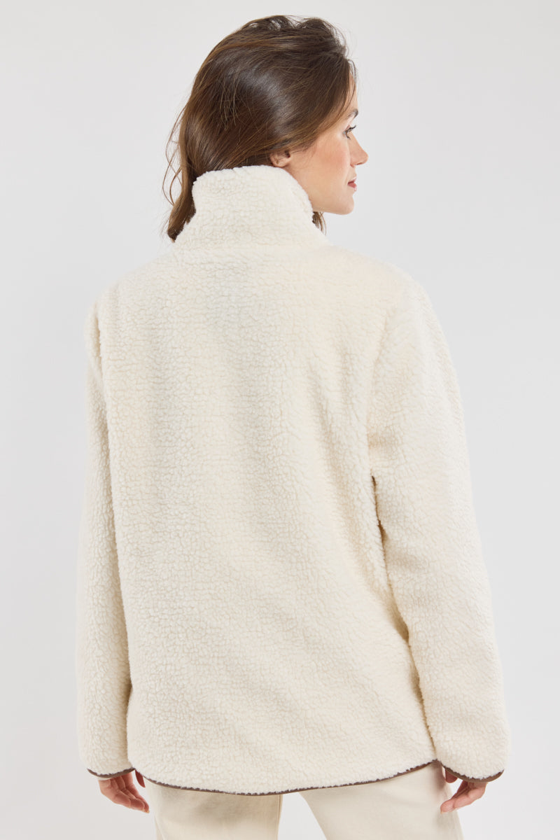 Veste en fausse fourrure avec fermeture toggle | Bord contrasté | Chaleur hivernale