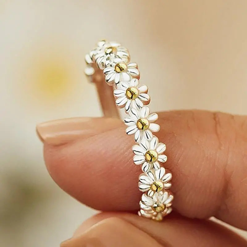 Bague Daisy Émaillée | Design Ouvert Ajustable