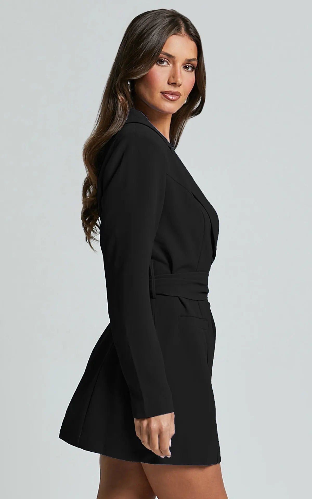 Robe Blazer Minuit | Silhouette Enveloppante Ceinturée | Soirée