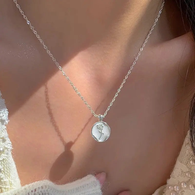 Collier Médaillon Argent Fondamentale | Pendentif Floral Gravé