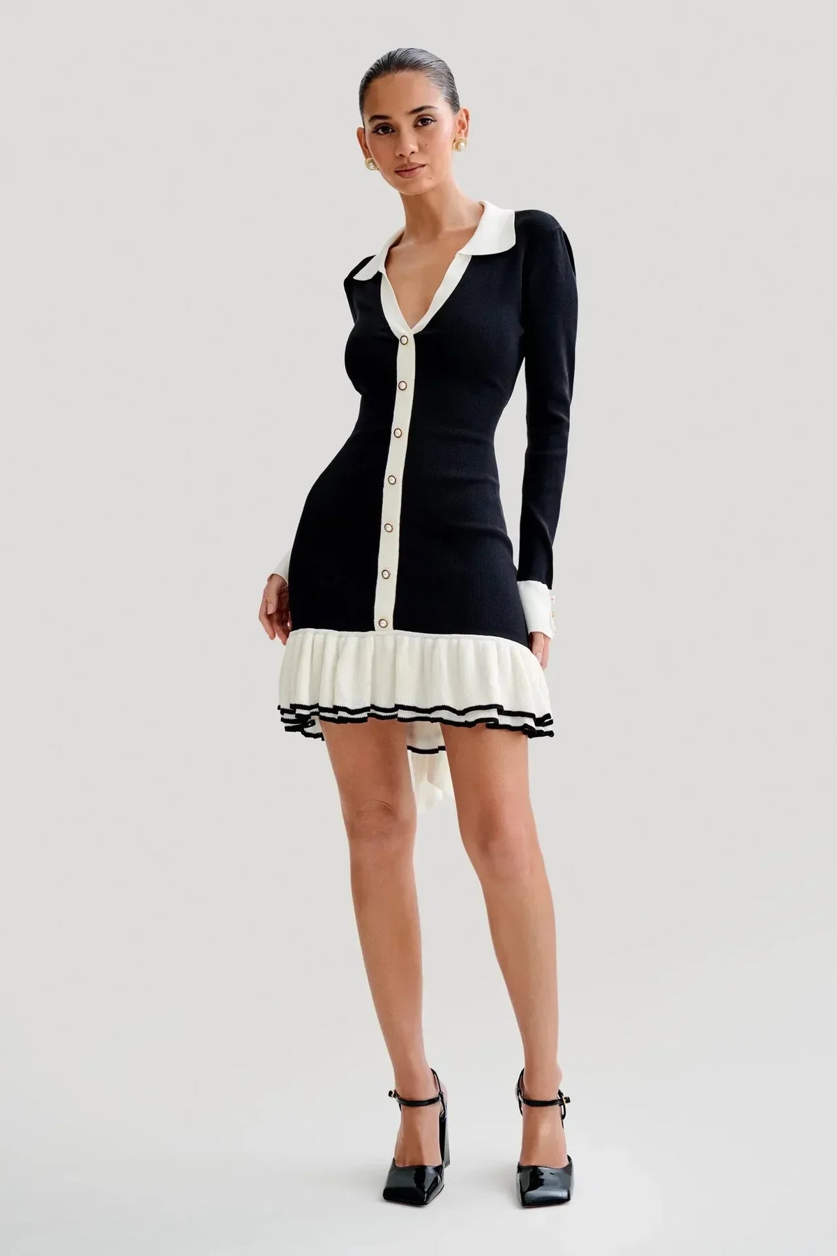 Robe Mini Tricot Contrast | Slim Fit | Bouton Devant | Ourlet Volant
