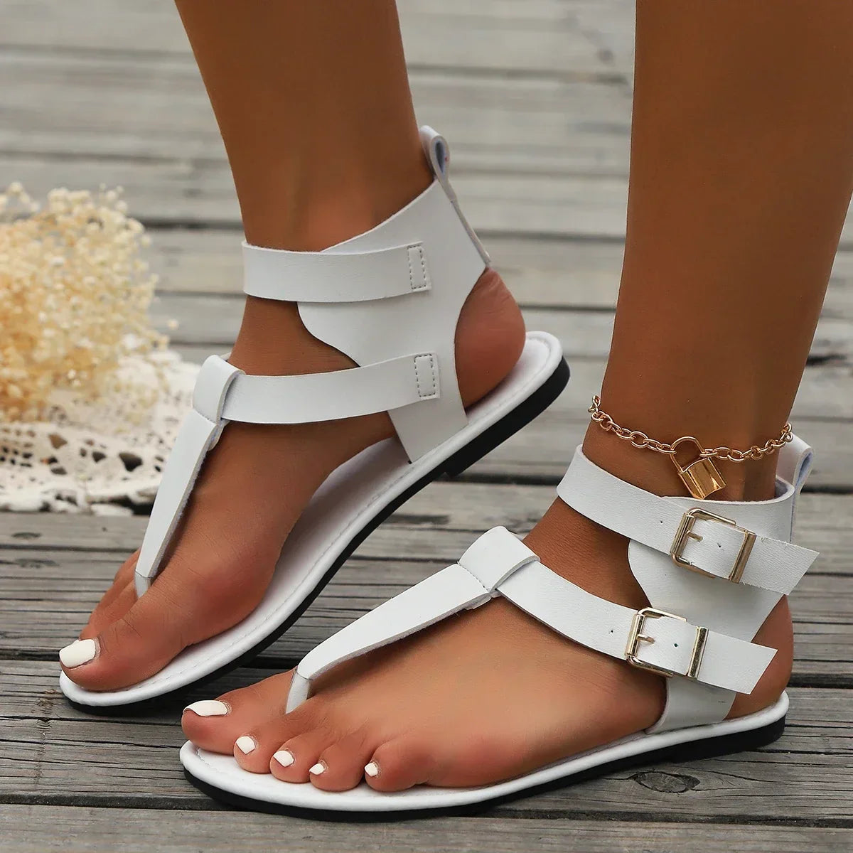Sandales Avelyn en Cuir | Design à Bride Enveloppante avec Semelle Rembourrée