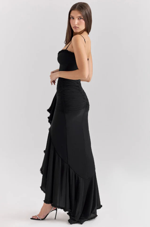 Robe Ruffle Satin Maxi | Bretelles Spaghetti, Devant Cascadant, Ourlet Train