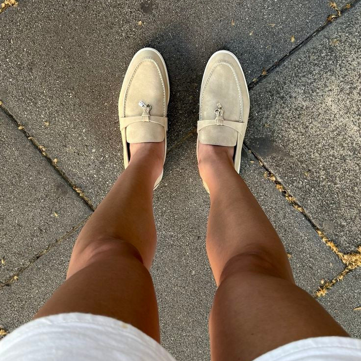 Loafers en Suède avec Détail à Franges – Beige