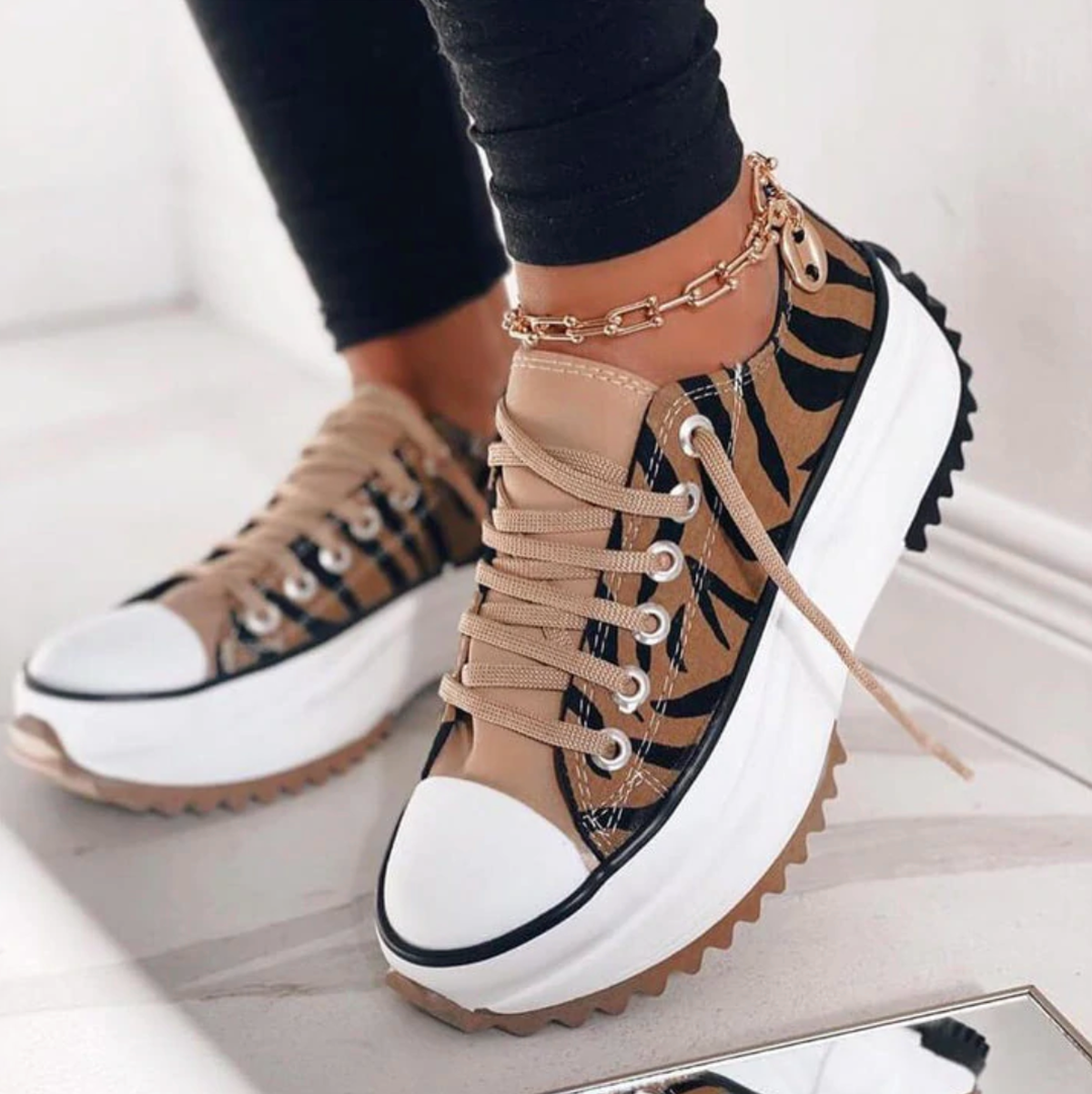 Sneakers en Toile | Semelle Épaisse | Lacet
