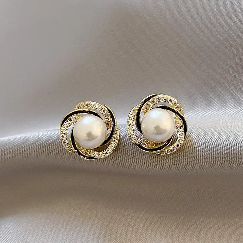 Boucles d'oreilles en perles et cristaux | Design fleur rose